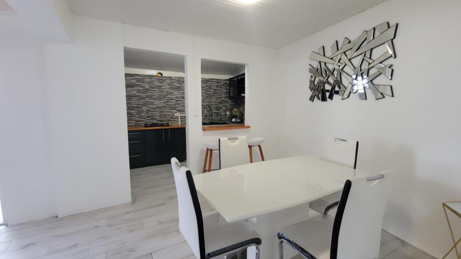 Le Marin Maison D'Hanaya מראה חיצוני תמונה